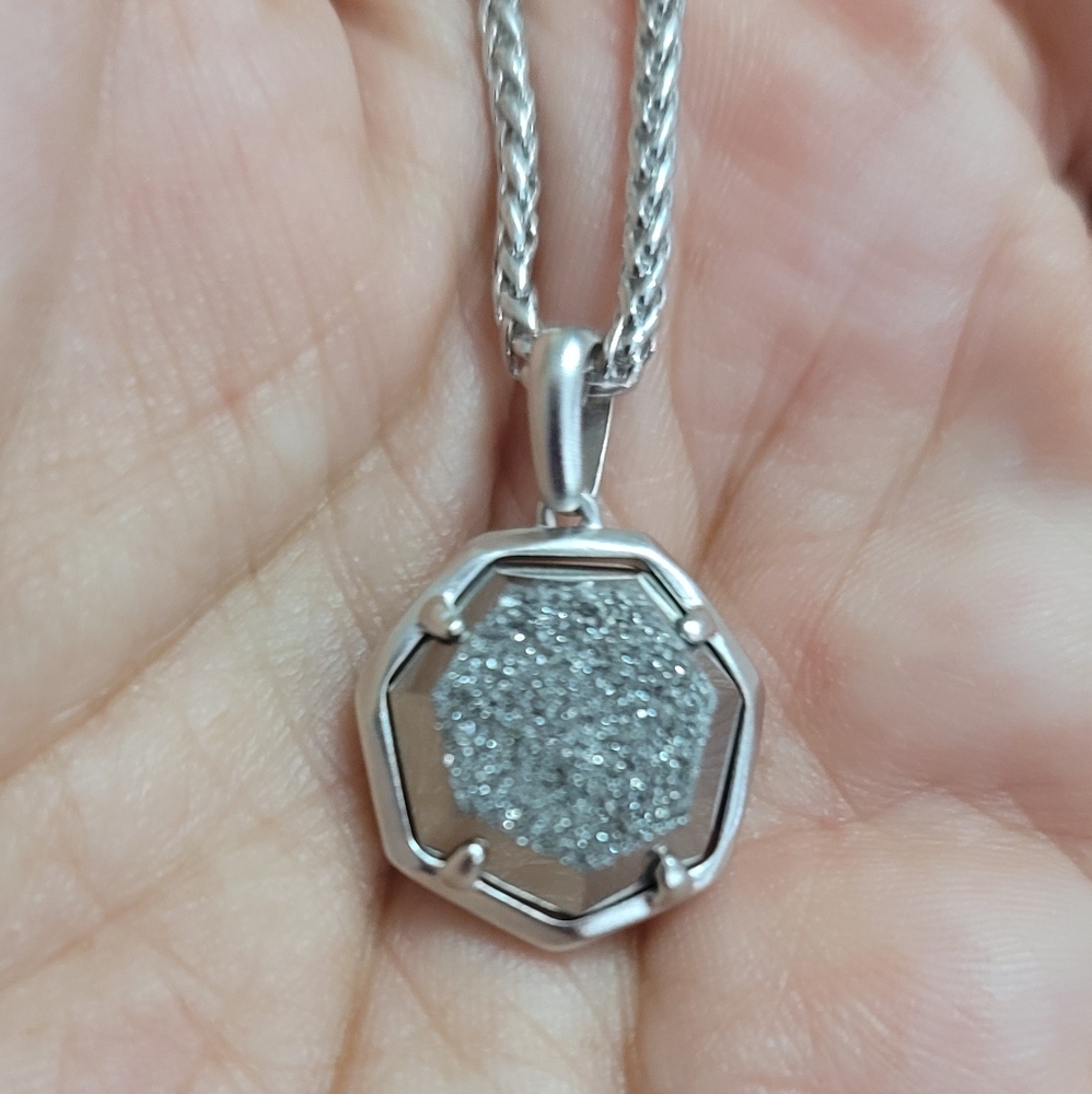 Kendra Scott- Platinum Drusy Necklace New! - Picture 3 of 12